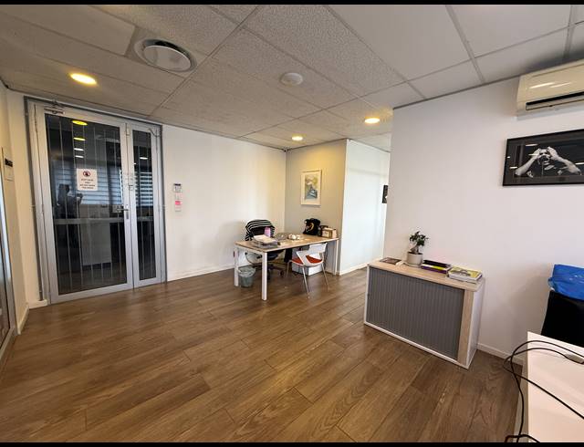 284M² OFFICE TO LET IN ROSEBANK